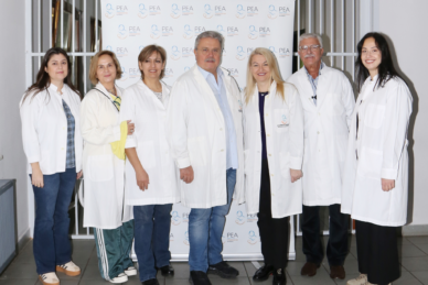 Η ΚΛΙΝΙΚΗ ΡΕΑ ΔΙΠΛΑ ΣΤΙΣ ΚΡΑΤΟΥΜΕΝΕΣ ΓΥΝΑΙΚΕΣ ΤΟΥ ΚΑΤΑΣΤΗΜΑΤΟΣ ΚΡΑΤΗΣΗΣ ΕΛΕΩΝΑ ΘΗΒΑΣ ΜΕ ΔΩΡΕΑΝ ΠΡΟΛΗΠΤΙΚΕΣ ΕΞΕΤΑΣΕΙΣ